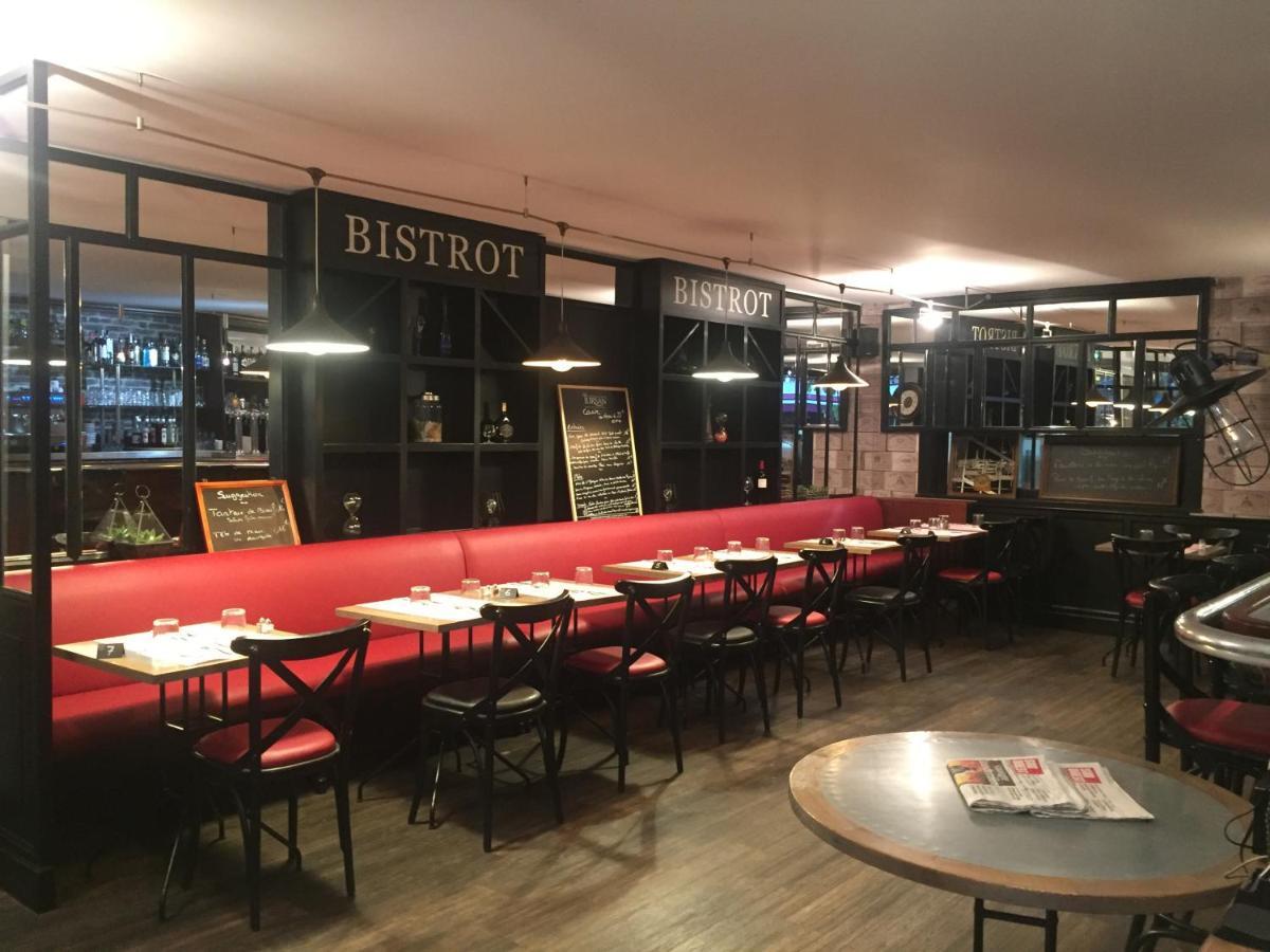 Hotel Restaurant Cousseau Parentis-en-Born Extérieur photo