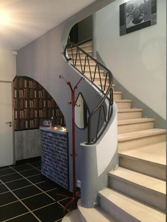 Hotel Restaurant Cousseau Parentis-en-Born Extérieur photo