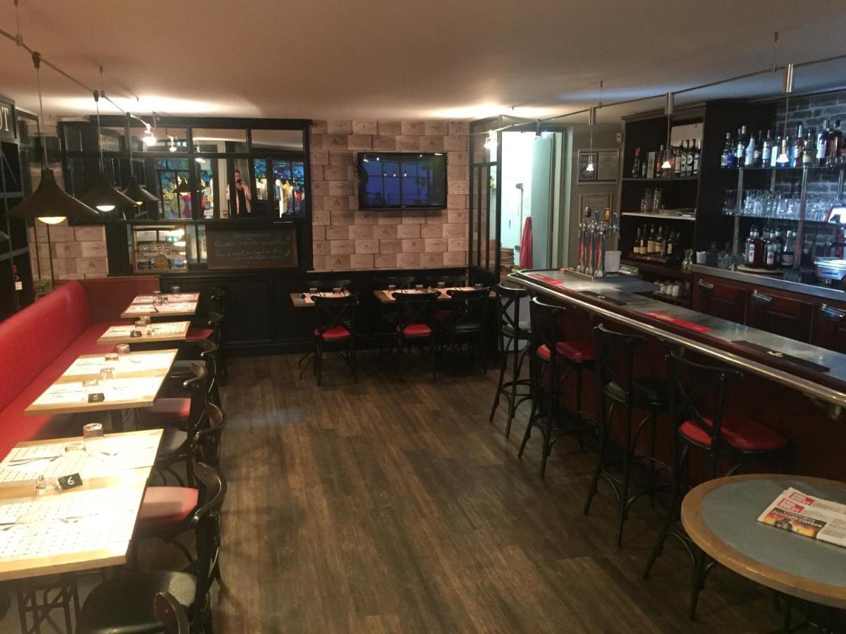 Hotel Restaurant Cousseau Parentis-en-Born Extérieur photo